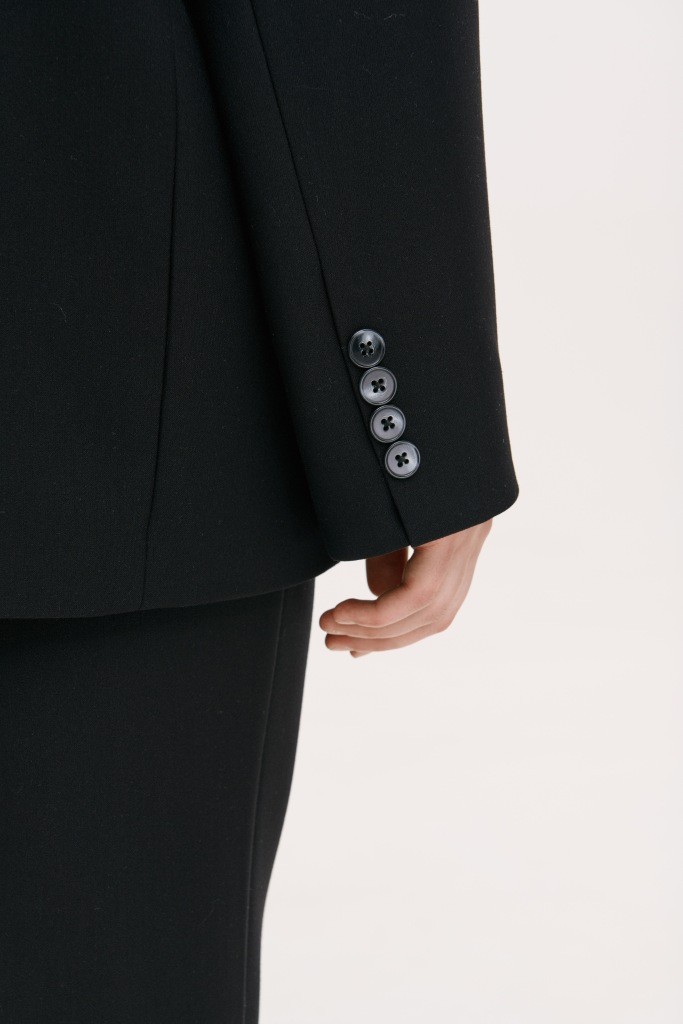 ОБʼЄМНИЙ ПОДОВЖЕНИЙ ЖАКЕТ ПРЯМОГО СИЛУЕТУ 1169 зображення 4